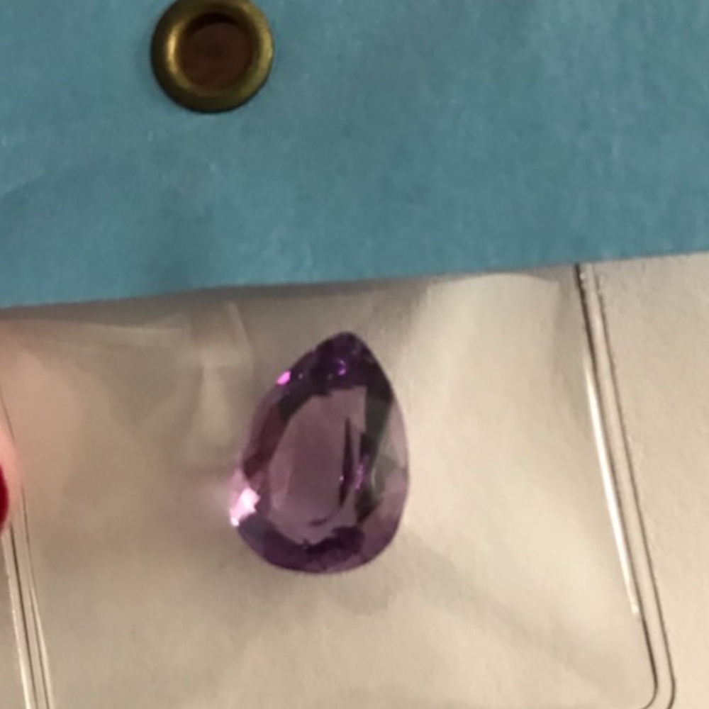 💜💜 NWT Genuine Amethyst Gemstone 💜💜